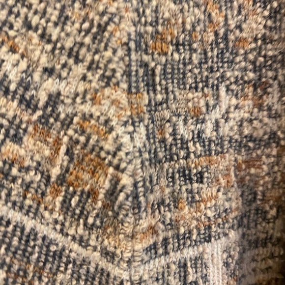 Lucky Brand cardigan. Medium casual open front with pockets. Tapestry look - Picture 4 of 8